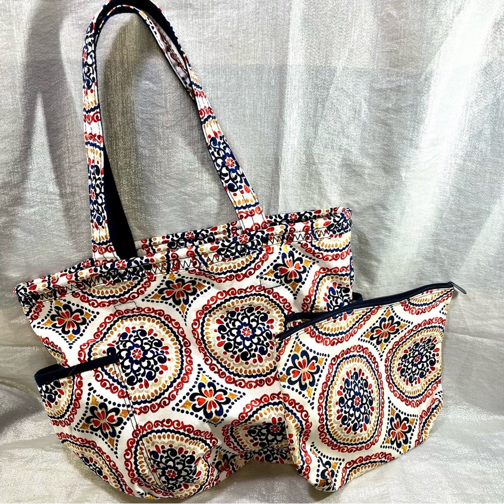 Thirty one Retro Metro Sunset Medallion Tote Bag and Pouch
